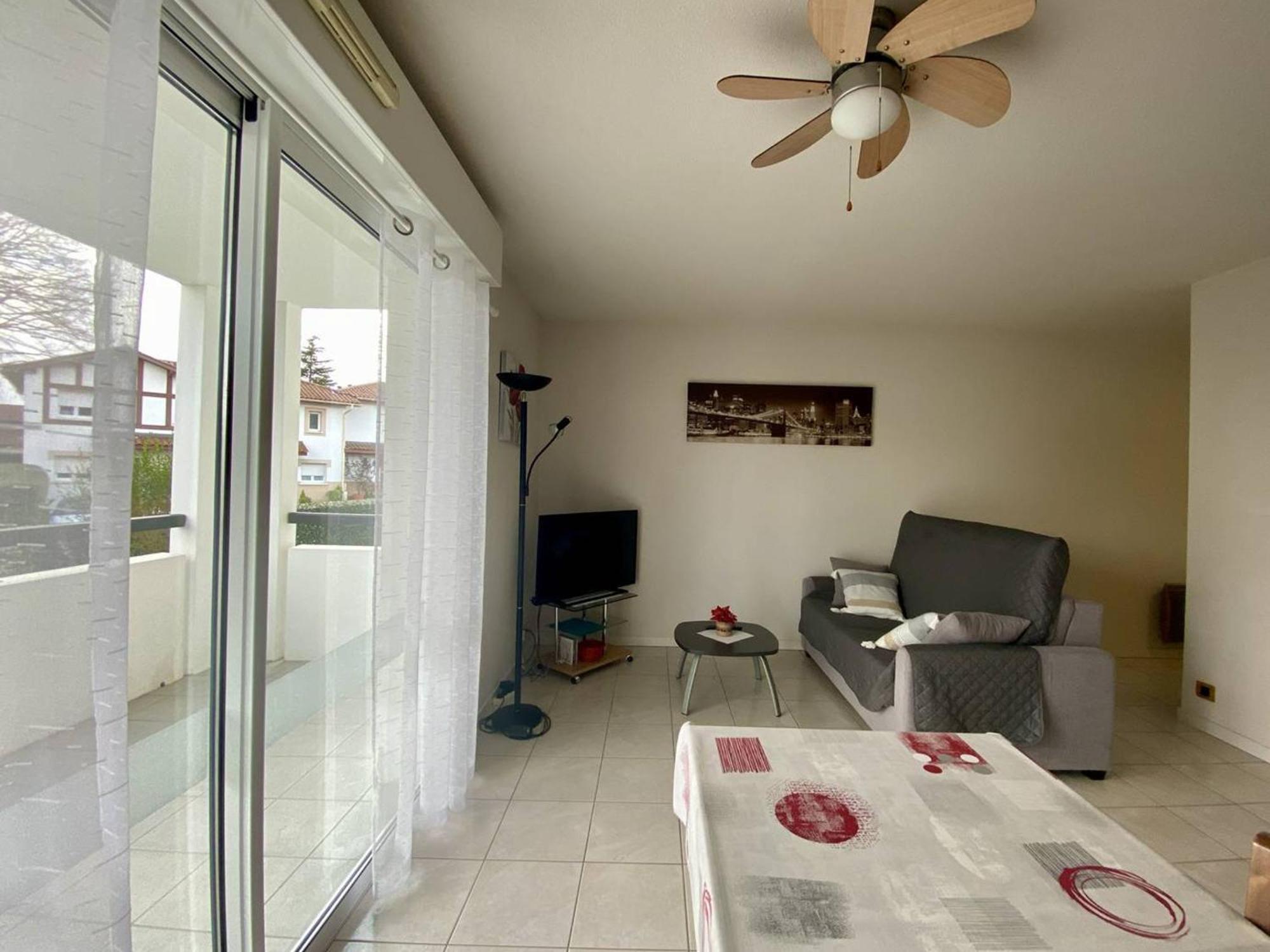 Appartement T2 Confortable Avec Terrasse, Proche Centre Ville Et Thermes, Cambo-Les-Bains - Fr-1-495-30 Exterior photo